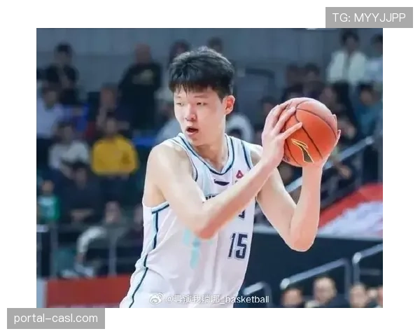 特写：杨瀚森送出生涯第8次封盖，点燃青岛国信主场